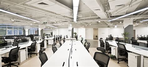 What are the economic consequences of empty office spaces across Canada?